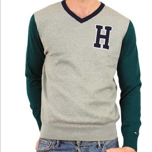NWT Tommy Hilfiger sweater Big H logo
